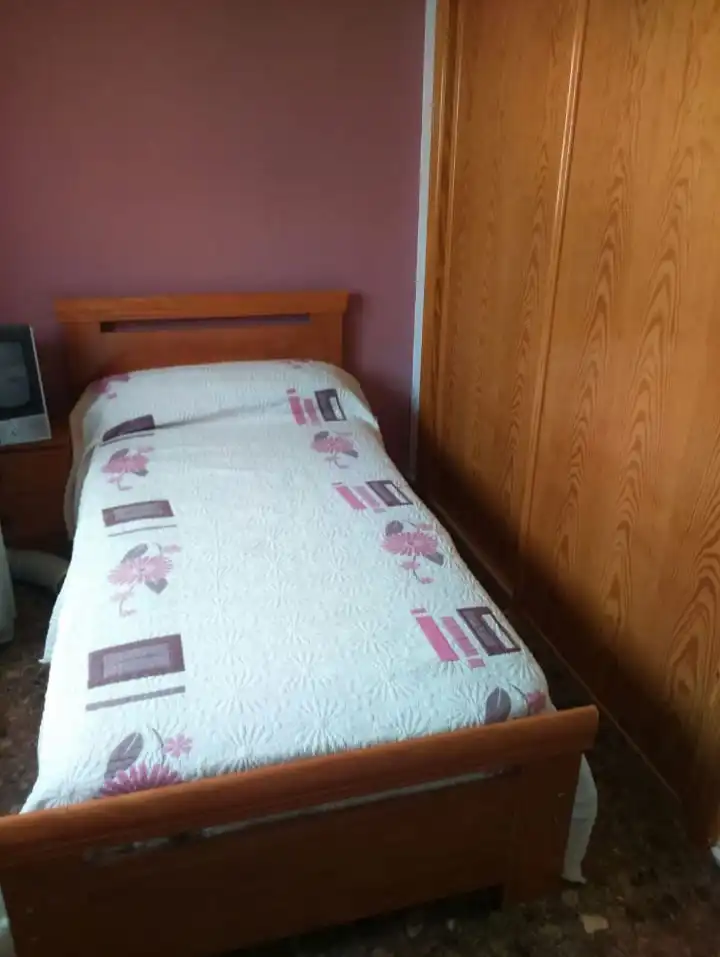 Habitación de Casa adosada en venta en Albacete con Aire acondicionado, Calefacción y Balcón