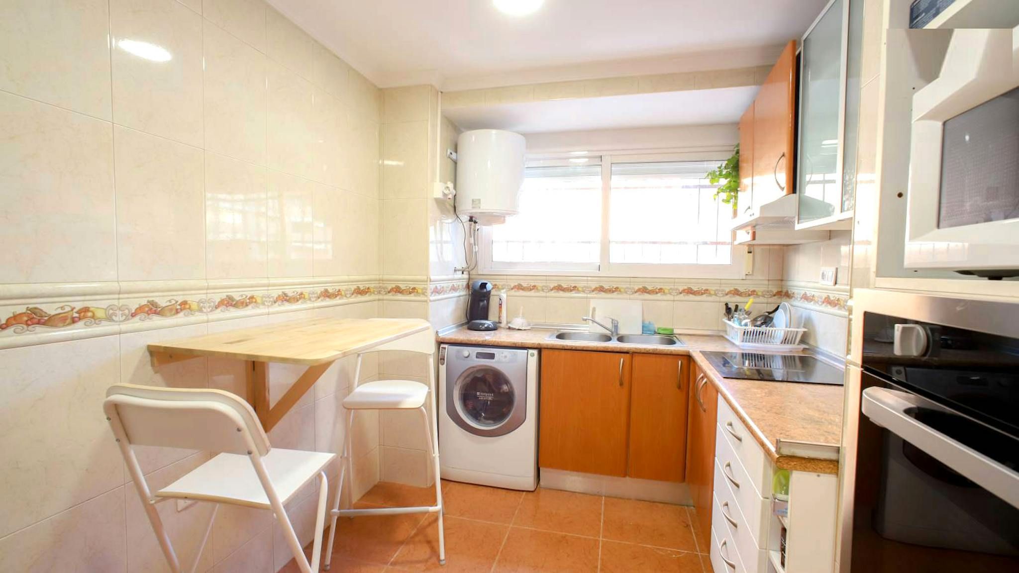 Flat to share in N/A, Les Tendetes - Avenida Burjassot