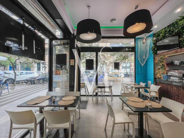 Local comercial en Alquiler en Plaza Plaza de Honduras, 30 en Ciutat Jardí