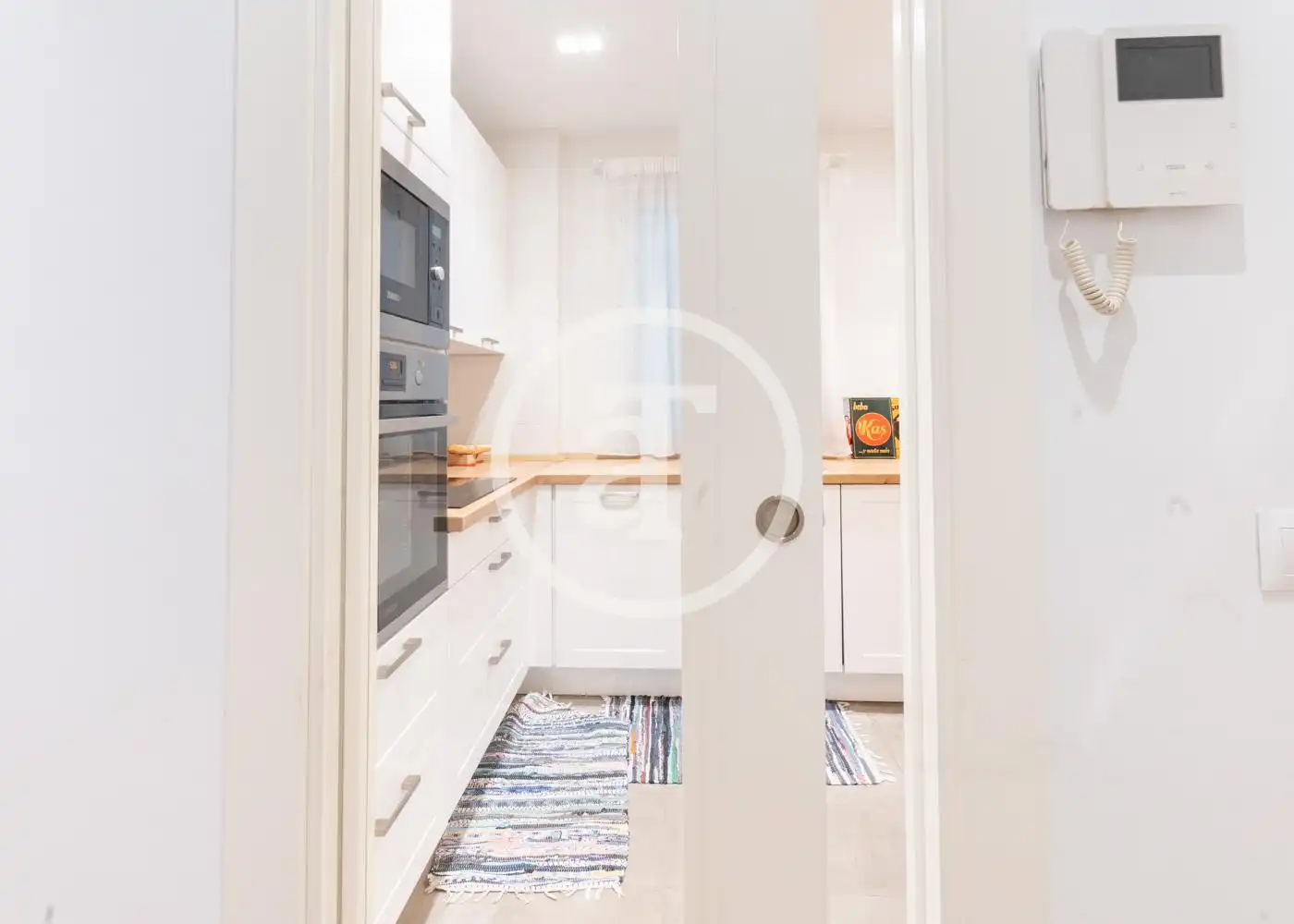 Flat with terrace to rent in Calle de Cavanilles, imagen 9