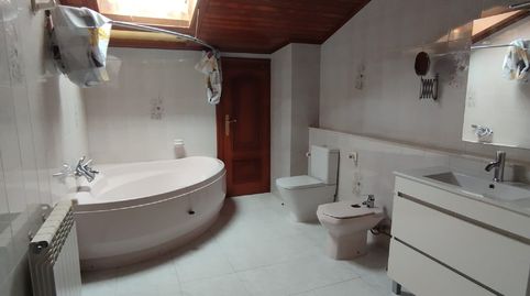 Foto 2 de Piso en venta en O Feal - Xubia, Narón