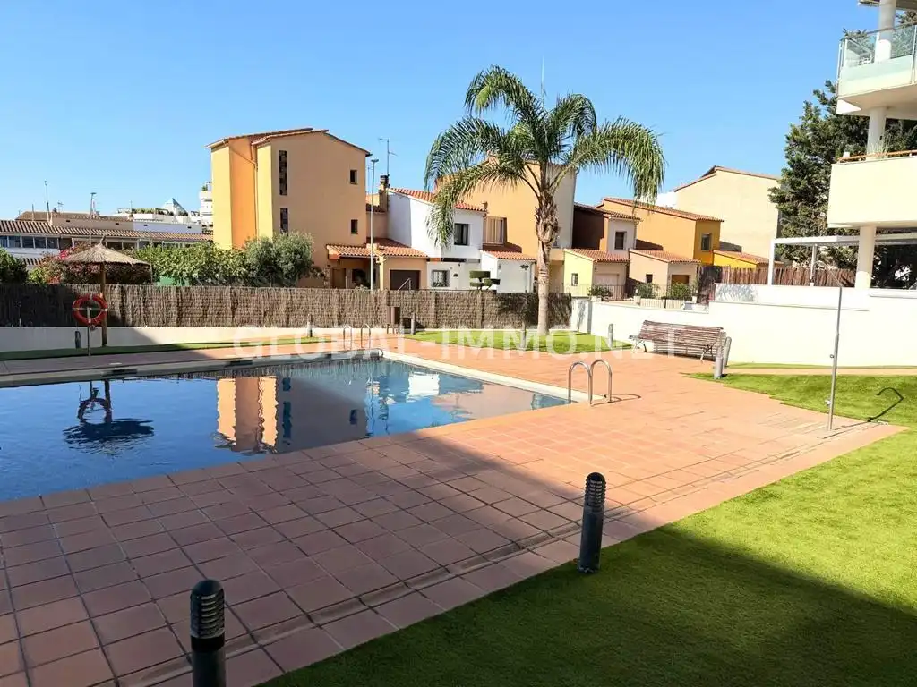 Mini appartamento con piscina in vendita a Avinguda del Nord, imagen 7