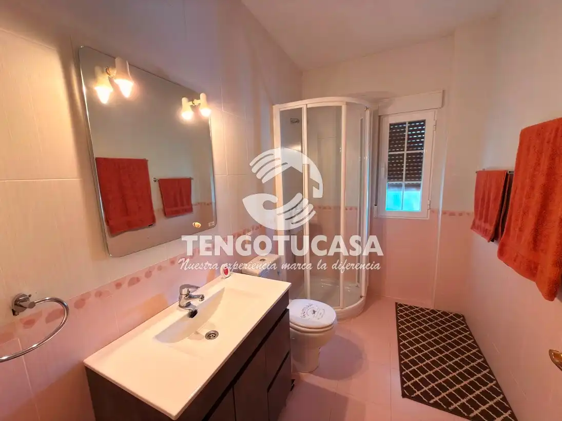 Baño de Casa o chalet en venta en Bargas con Aire acondicionado, Calefacción y Jardín privado