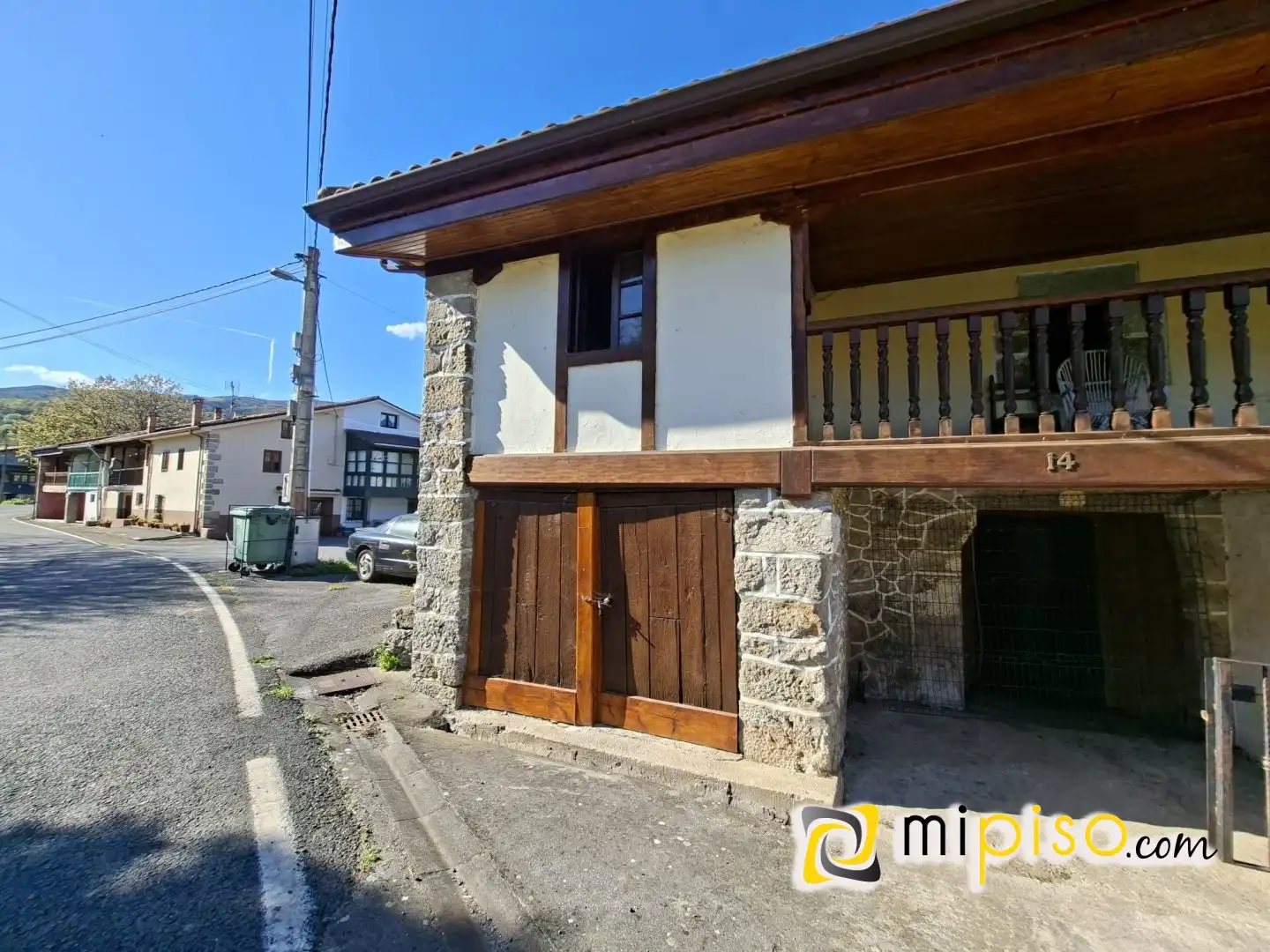 Vista exterior de Casa o xalet en venda en Ramales de la Victoria amb Terrassa