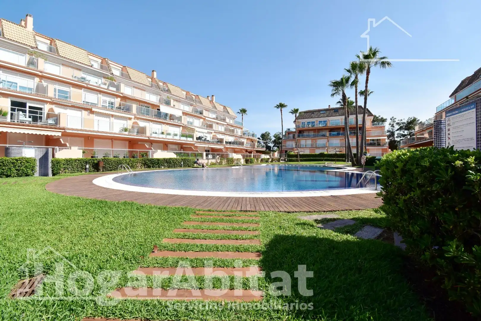 Exterior view of Flat for sale in Dénia  with Air Conditioner, Heating and Private garden