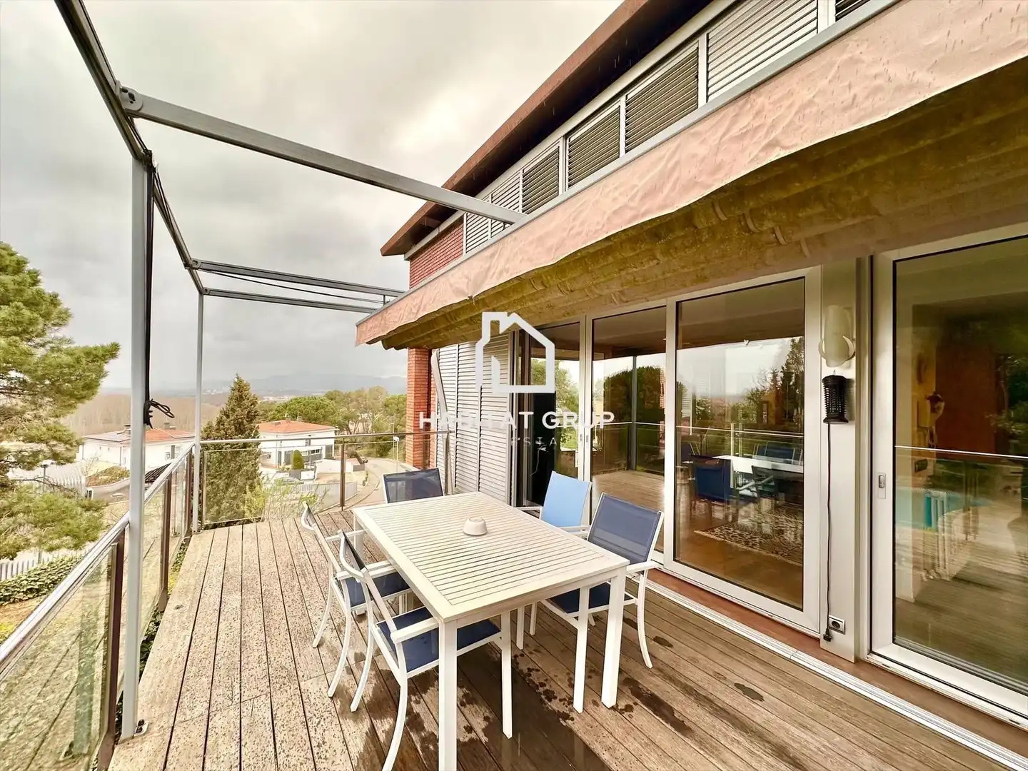 Terraza de Casa o chalet en venta en Girona con Aire acondicionado, Calefacción y Jardín privado