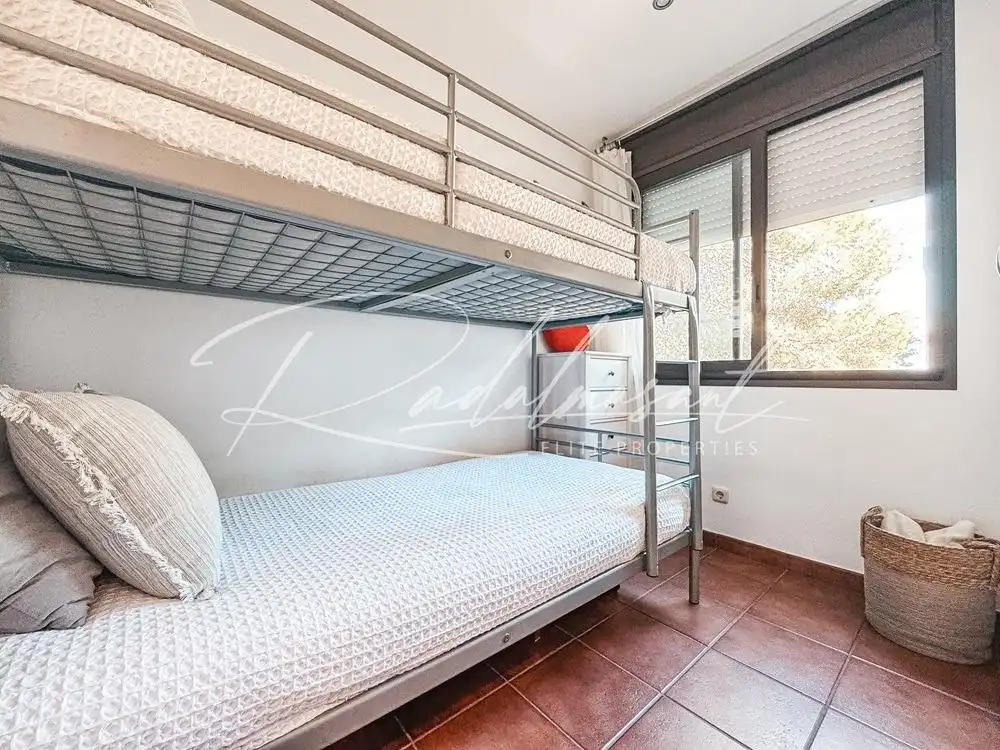 Habitación de Piso en venta en Salou con Calefacción, Terraza y Amueblado
