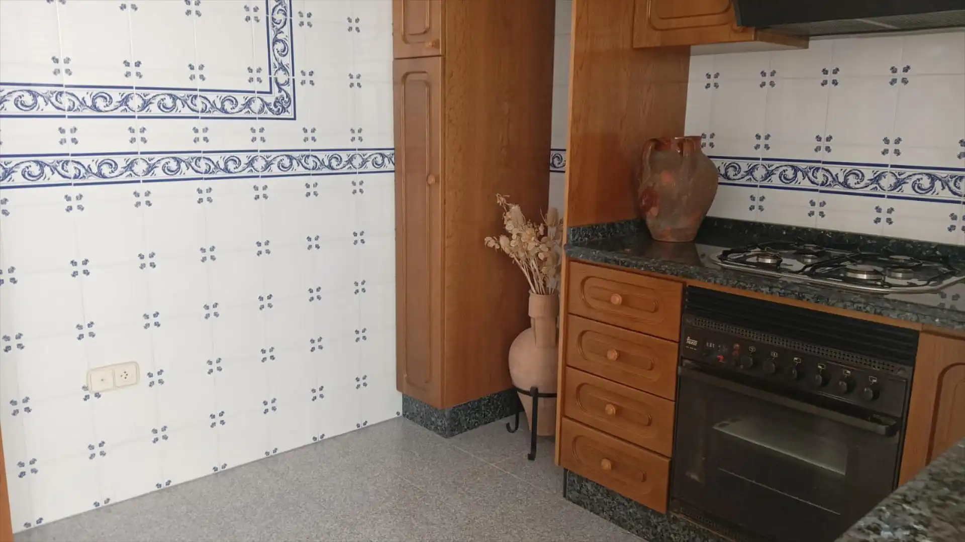 Kitchen of Detached homes for rent in Riba-roja de Túria  with Terrace and Storage room