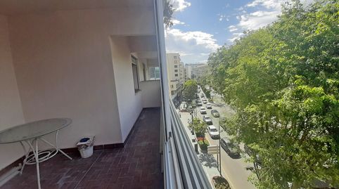 Piso en Avda Ricardo Soriano de Marbella, frente al parque de la Alameda