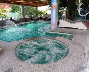 Swimming pool of House or chalet for sale in Arteixo  with Heating, Private garden and Storage room