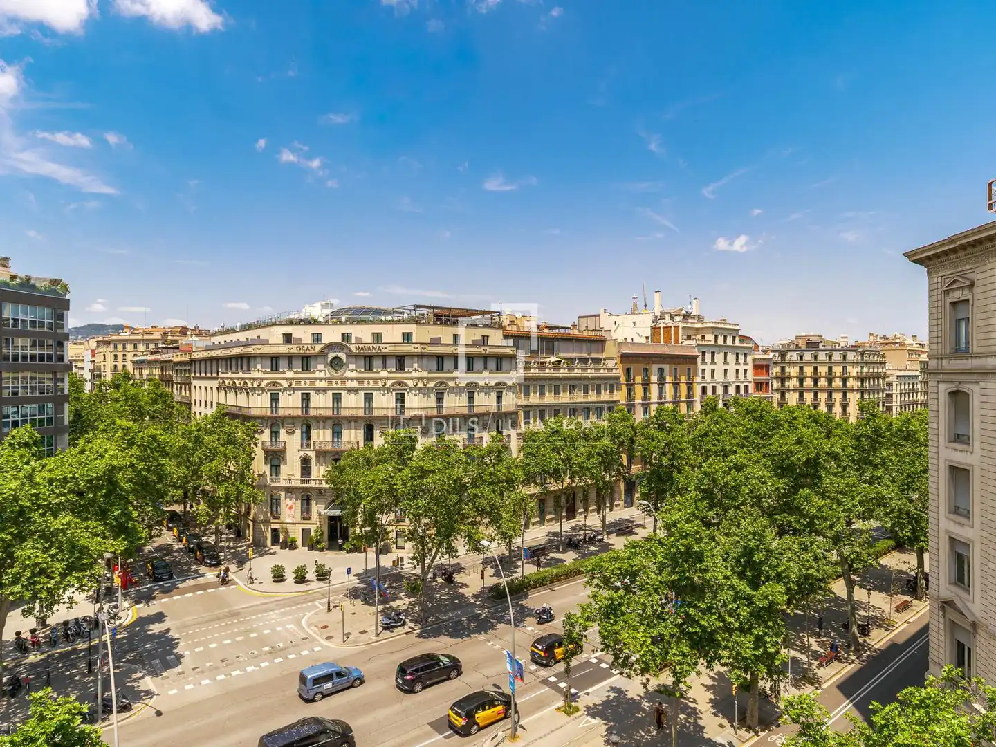 Vista exterior de Pis en venda en Barcelona amb Aire condicionat i Calefacció