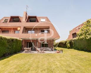 Garden of Single-family semi-detached to rent in Pozuelo de Alarcón  with Air Conditioner, Heating and Private garden