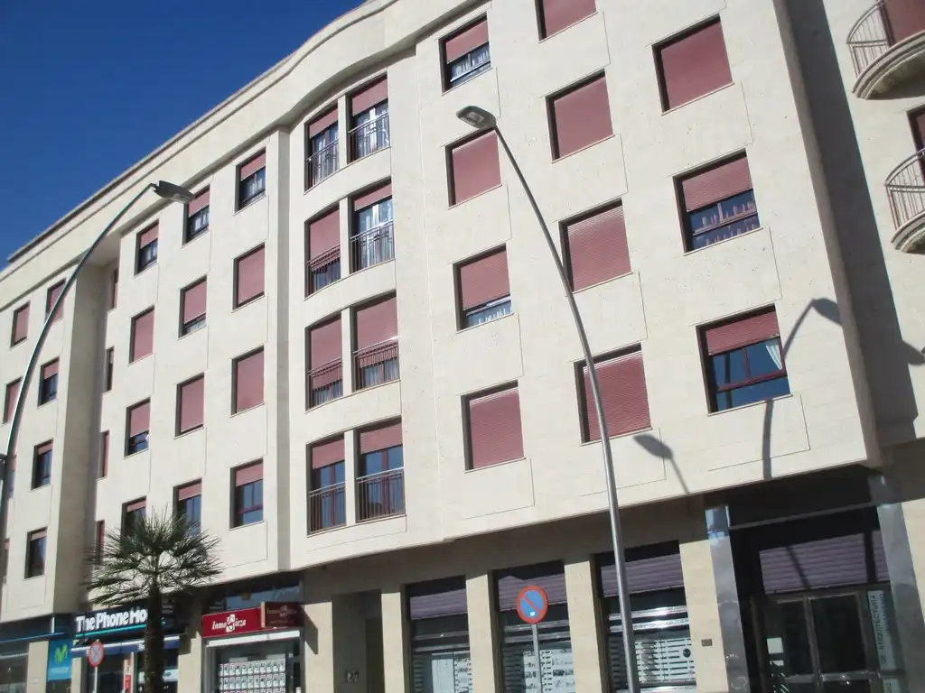 Vista exterior de Piso en venta en Cieza