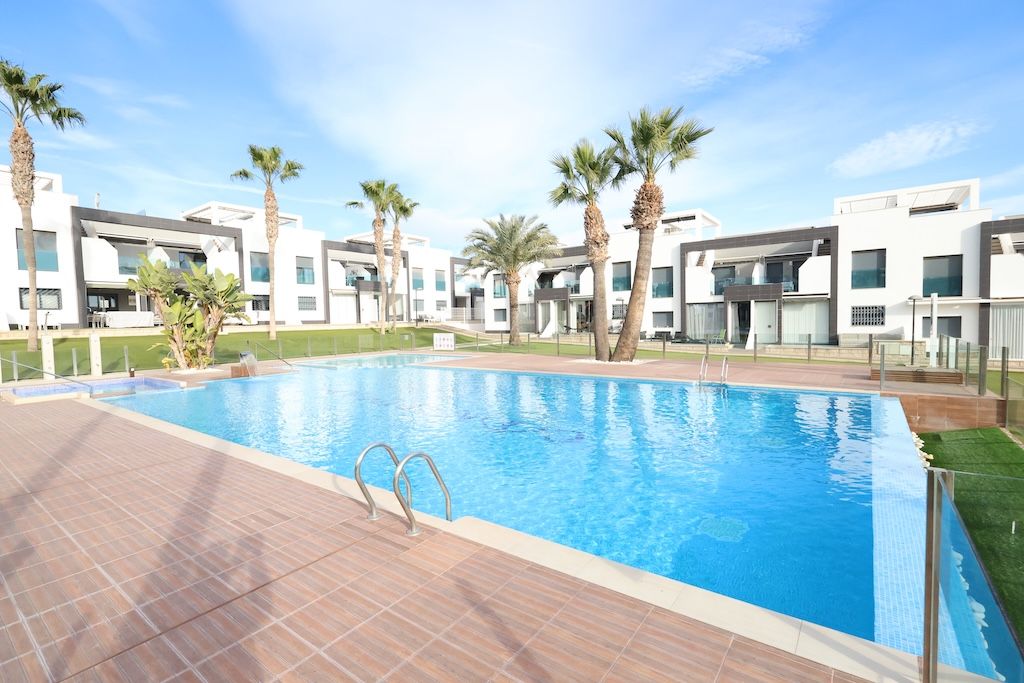 Swimming pool of Apartment for sale in Orihuela  with Air Conditioner, Heating and Terrace