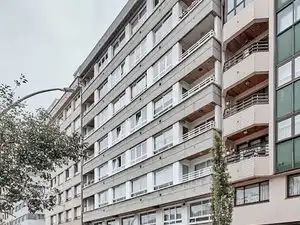 Vista exterior de Pis en venda en A Coruña Capital  amb Calefacció, Parquet i Terrassa