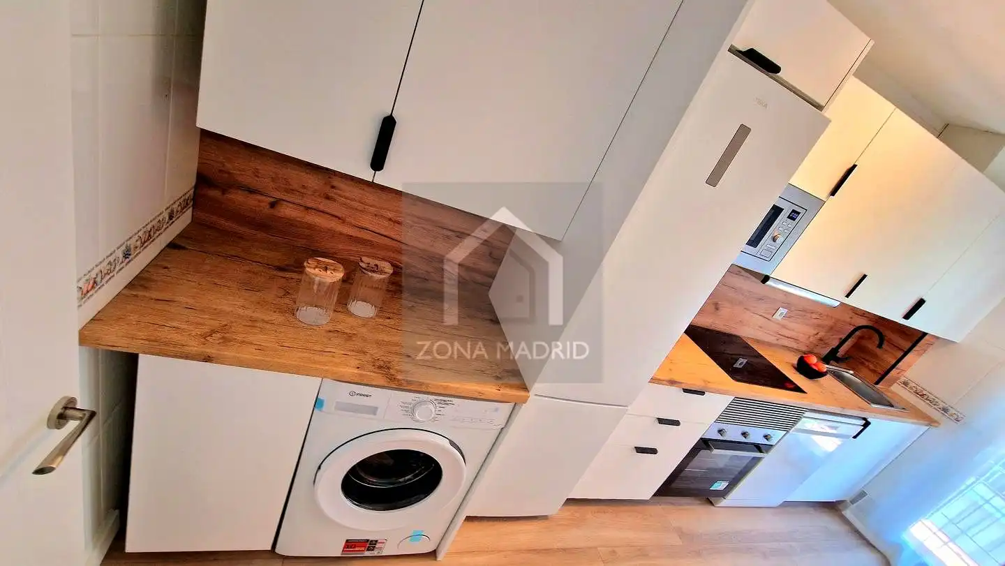 Cocina de Piso en venta en Madrid con Aire acondicionado, Terraza y Amueblado