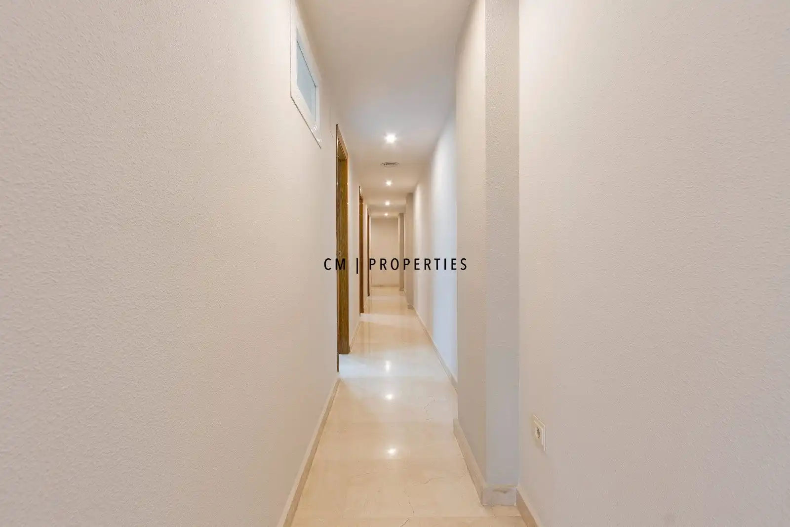 Piso de alquiler en Valencia con Aire acondicionado, Calefacción y Terraza