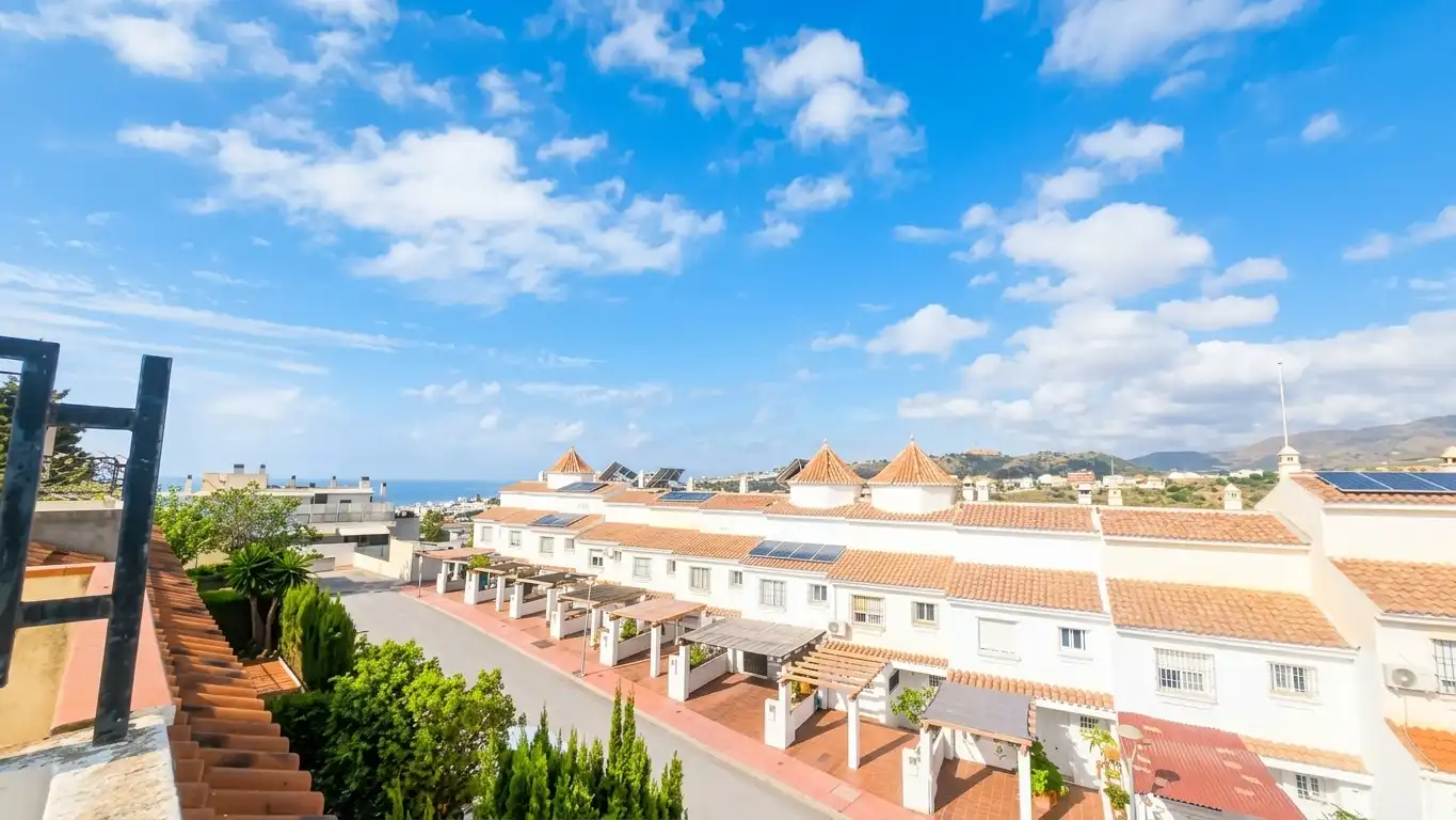 Casa adosada en venta en Rincón de la Victoria, Málaga