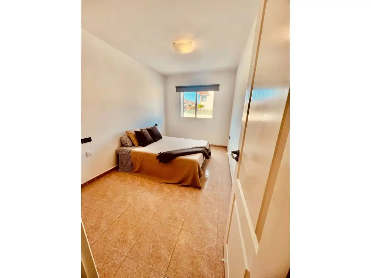 Dormitori de Apartament en venda en Santa Pola amb Piscina comunitària