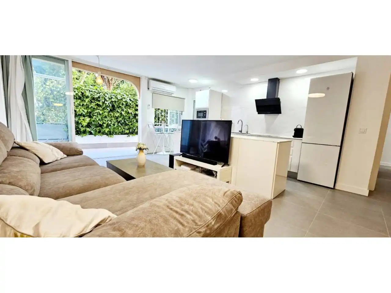 Sala de estar de Piso en venta en Molina de Segura con Aire acondicionado, Jardín privado y Trastero