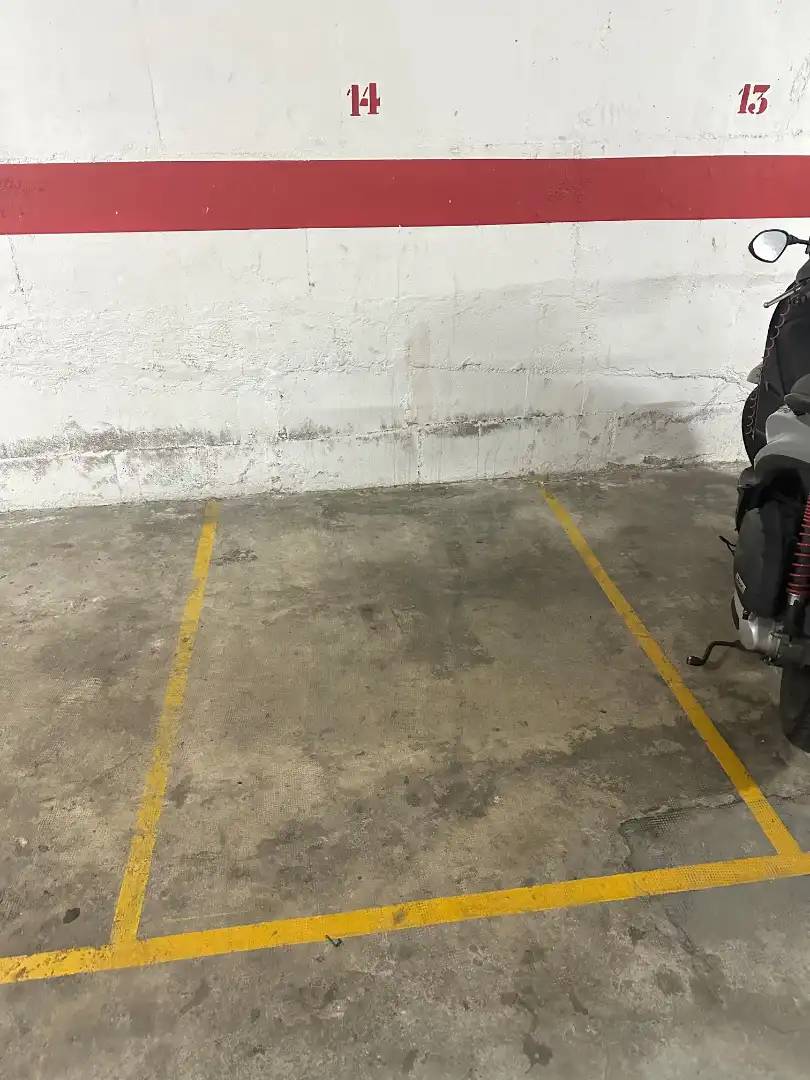 Aparcament de Garatge en venda en Barcelona