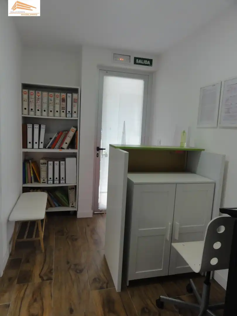 Commercial properties for sale in Calle Alfonso X, Aranzana