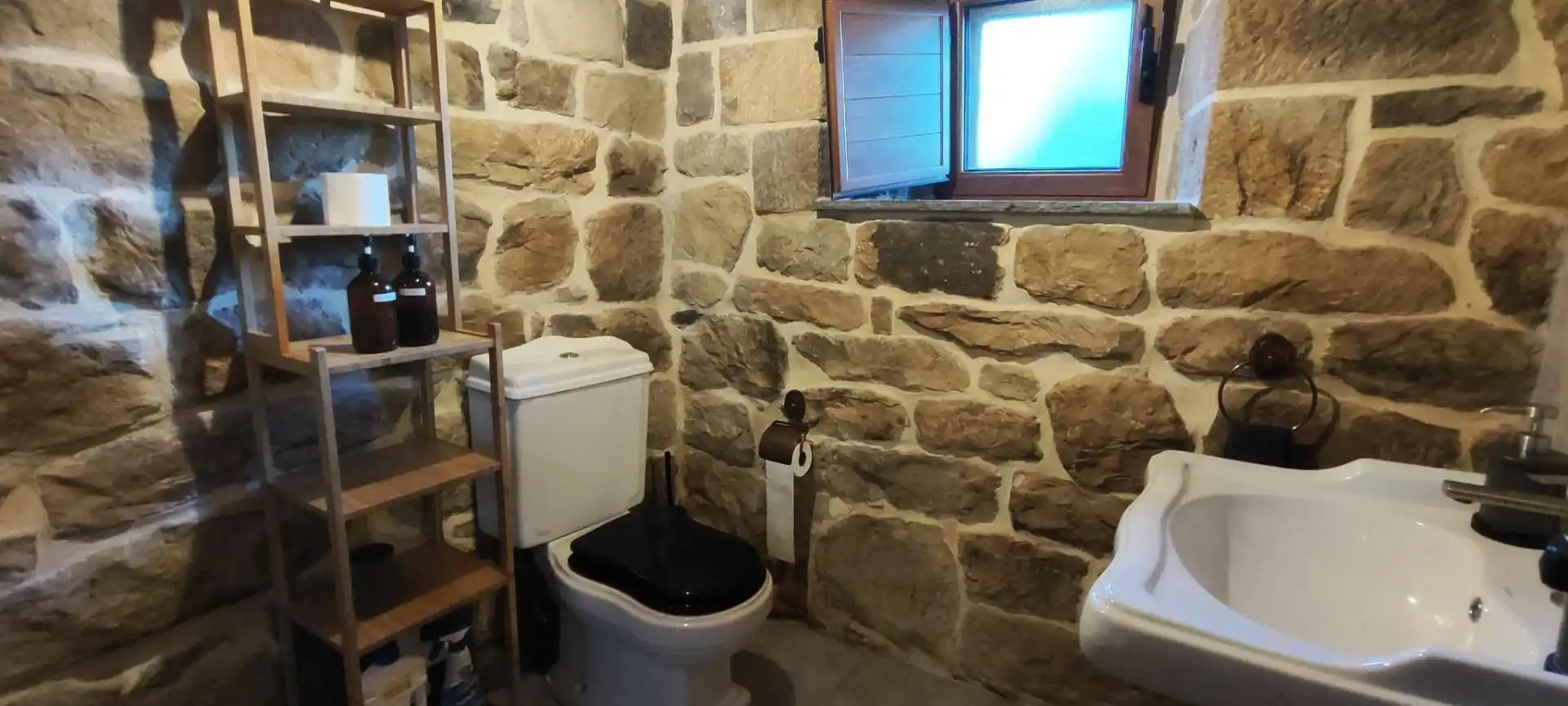 Casa rústica amb terrassa en venda a San Pedro del Romeral, imagen 16