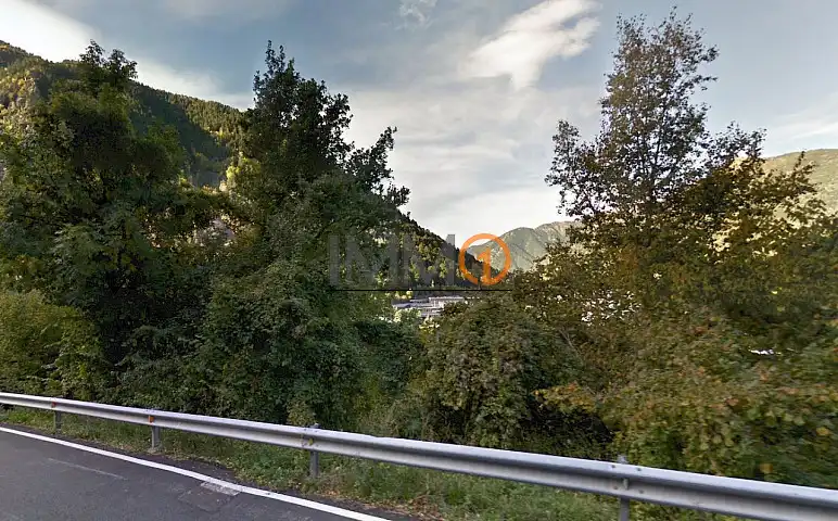 Rustikales Grundstück zum Verkauf in Les Escaldes