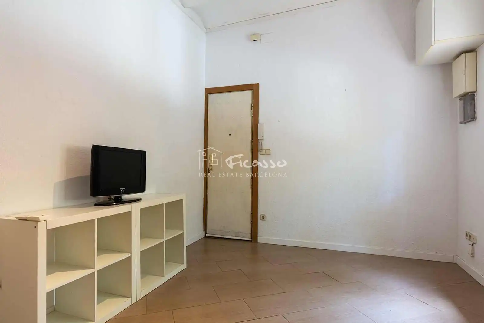 Bedroom of Flat for sale in Barcelona  with Air Conditioner, Heating and Oven