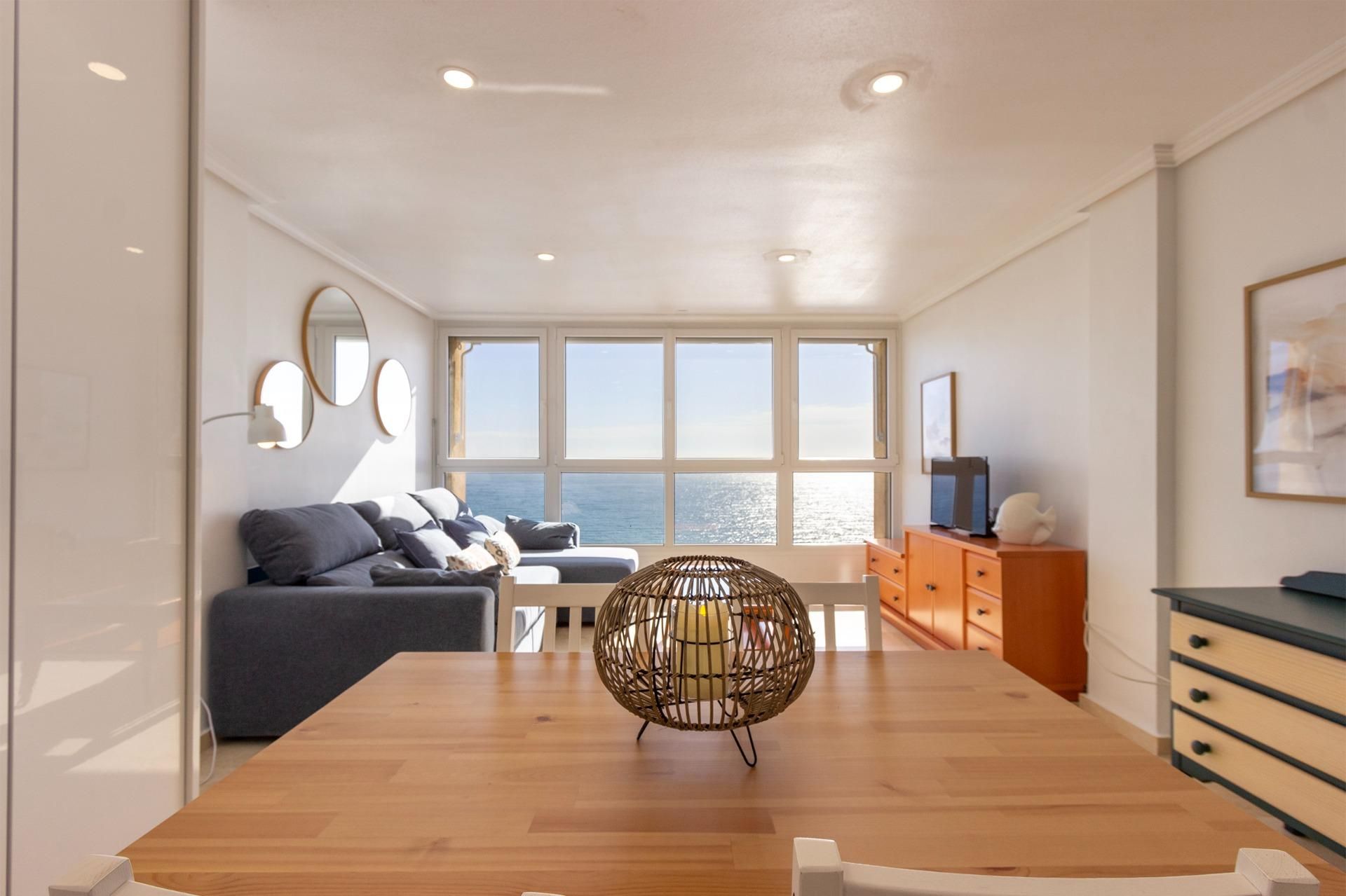 Apartamento de alquiler en  VILLAJOYOSA, Albufereta, Playa de San Juan - El Cabo de las Huertas