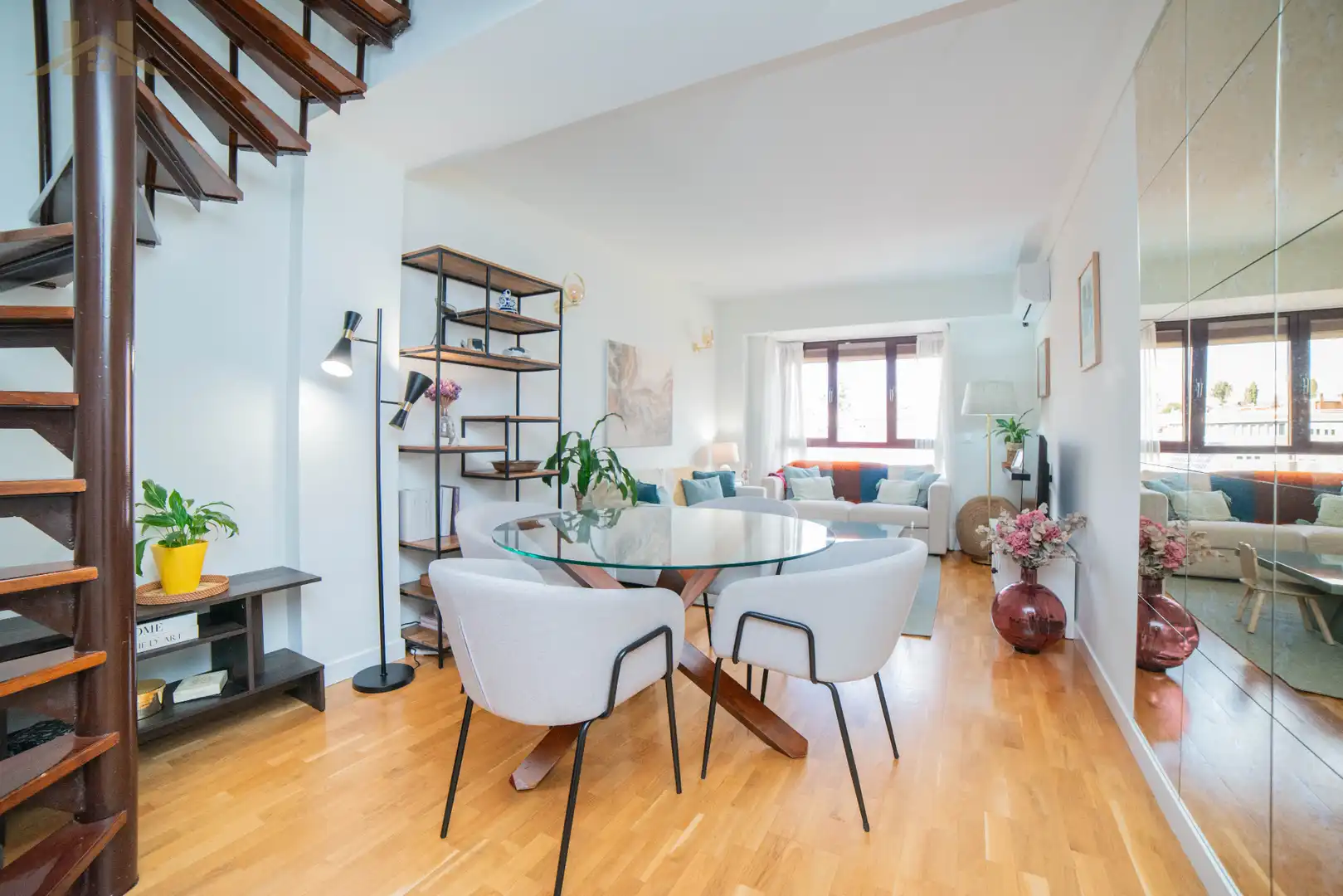 Comedor de Dúplex en venta en  Madrid Capital con Aire acondicionado, Calefacción y Terraza