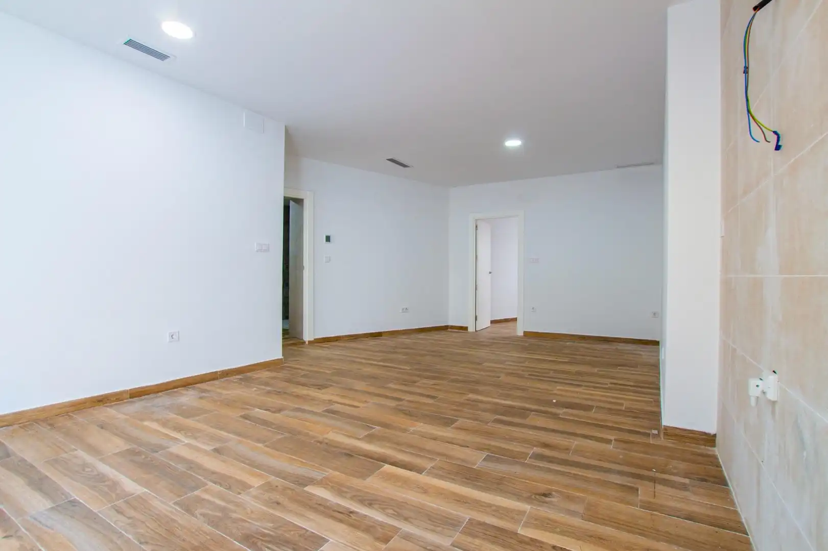 Ground floor for sale in Casco Antiguo, imagen 2