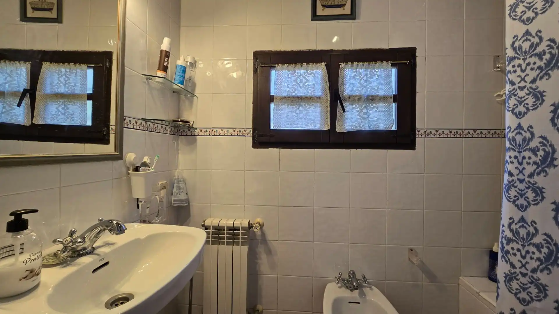 Bathroom of Houses for sale in Llanes  with Heating, Private garden and Terrace
