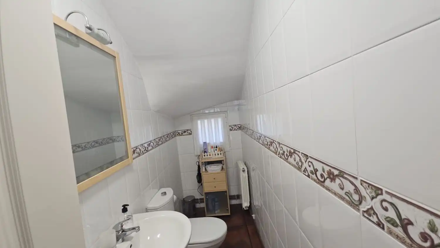 Badezimmer von Haus oder Chalet zum Verkauf in Santa Cruz de Bezana mit Heizung