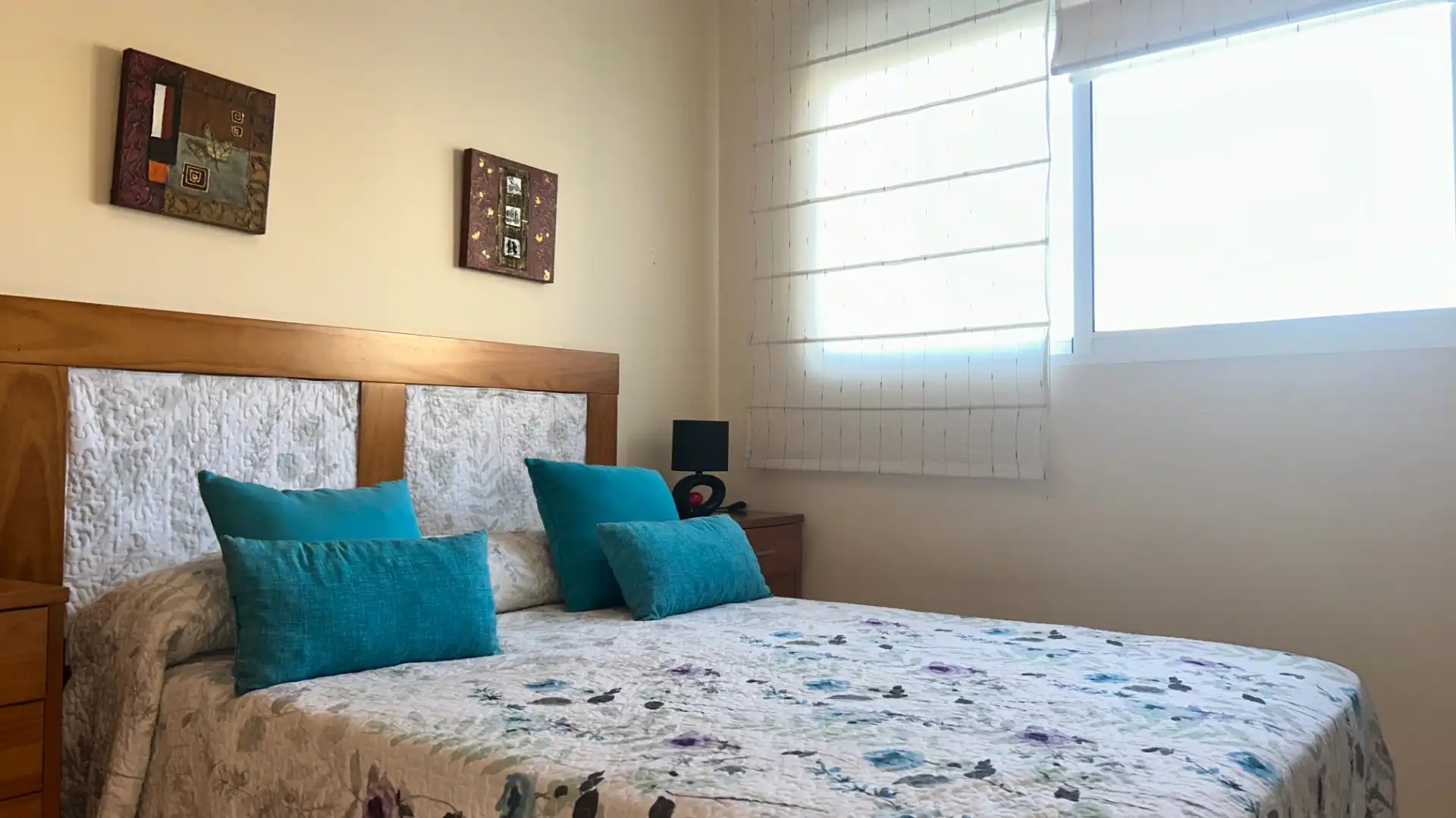 Piso con terraza en venta en Carrer de Cerç 9, imagen 2