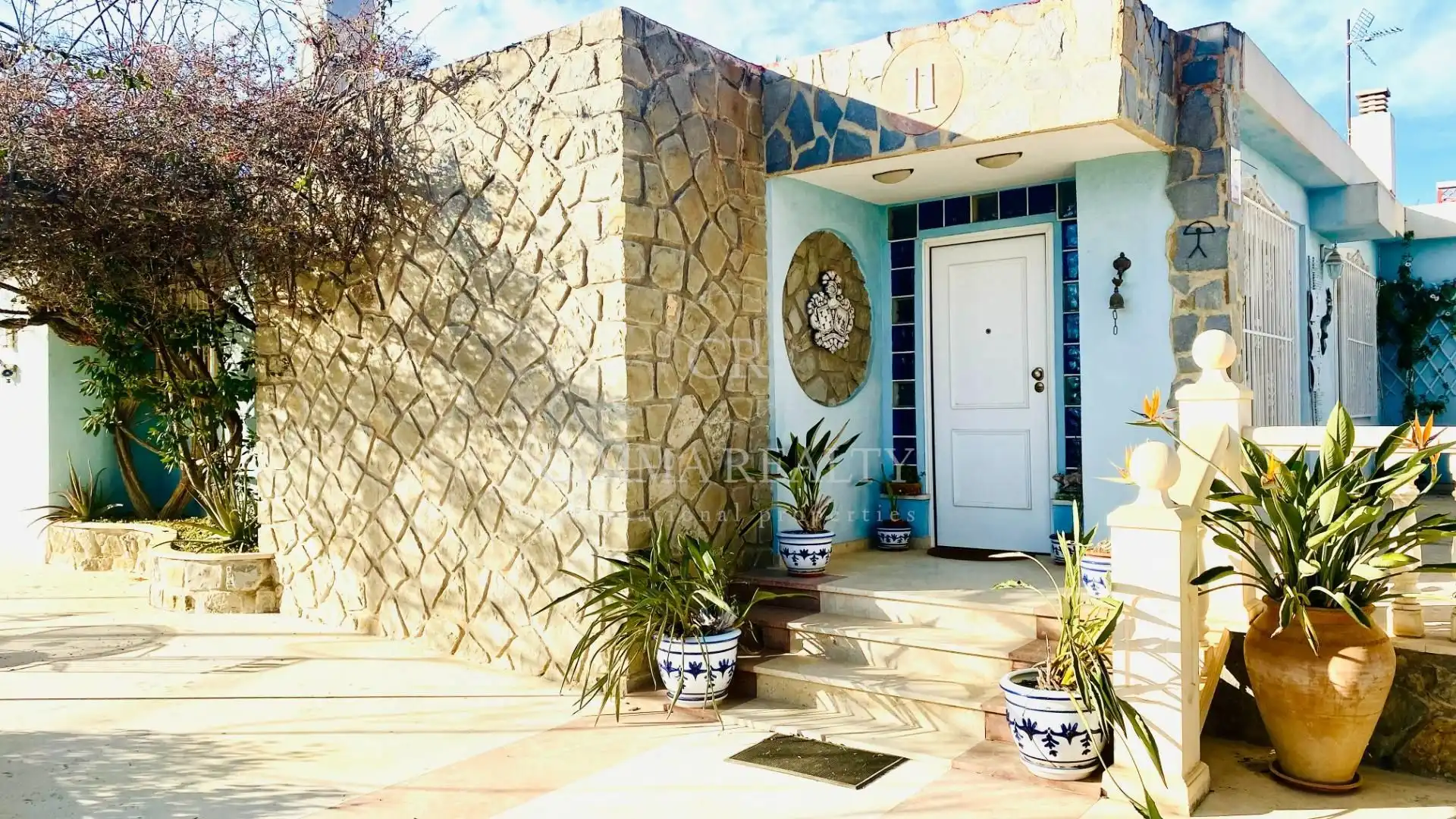 Houses for sale in L'Alfàs del Pi  with Air Conditioner, Heating and Private garden