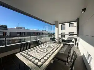 Terrasse von Wohnung zum Verkauf in Las Rozas de Madrid mit Klimaanlage, Terrasse und Abstellraum