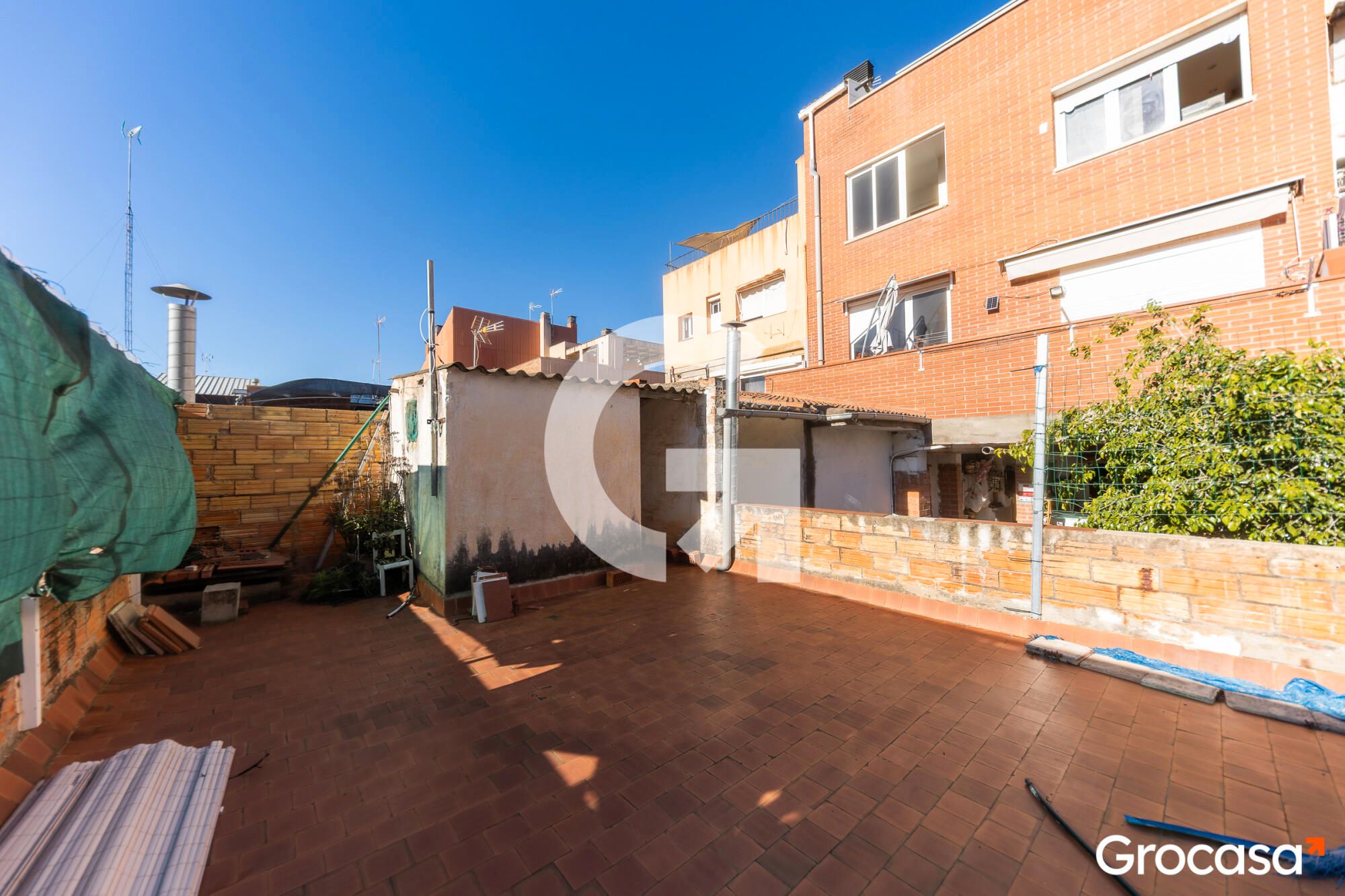 Exterior view of Planta baja for sale in Gavà  with Air Conditioner, Terrace and Oven