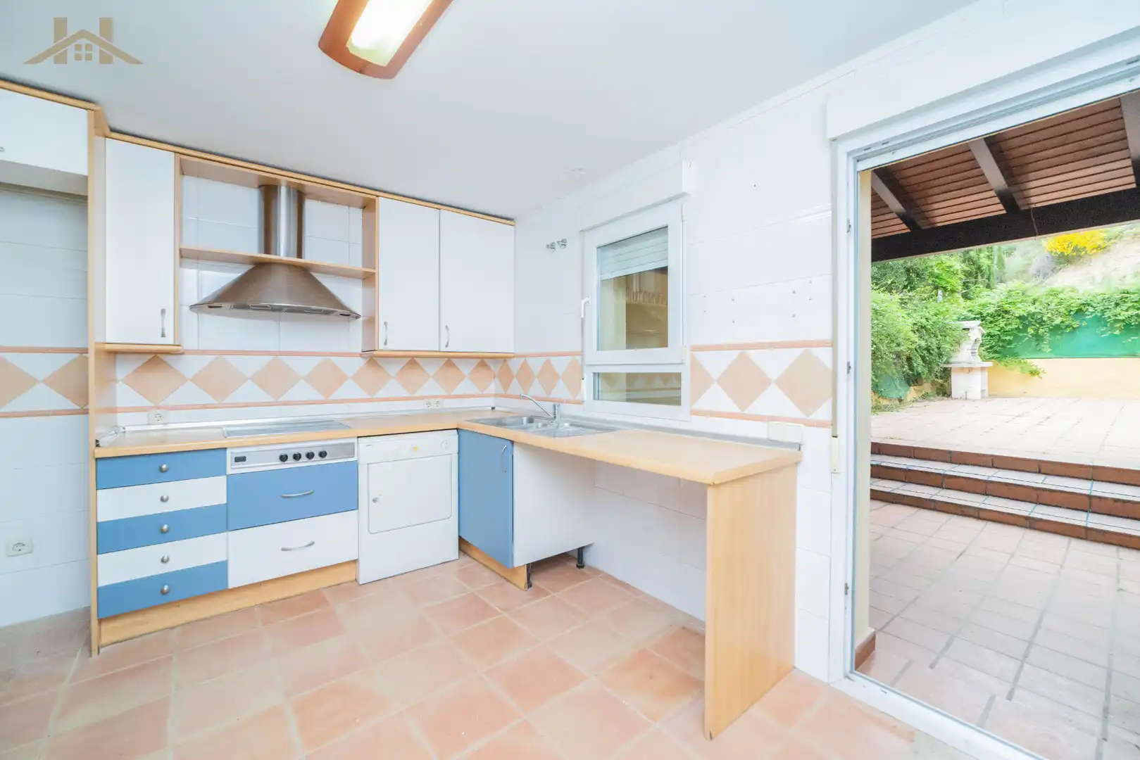 Cocina de Casa adosada en venta en Villaviciosa de Odón con Aire acondicionado, Calefacción y Amueblado