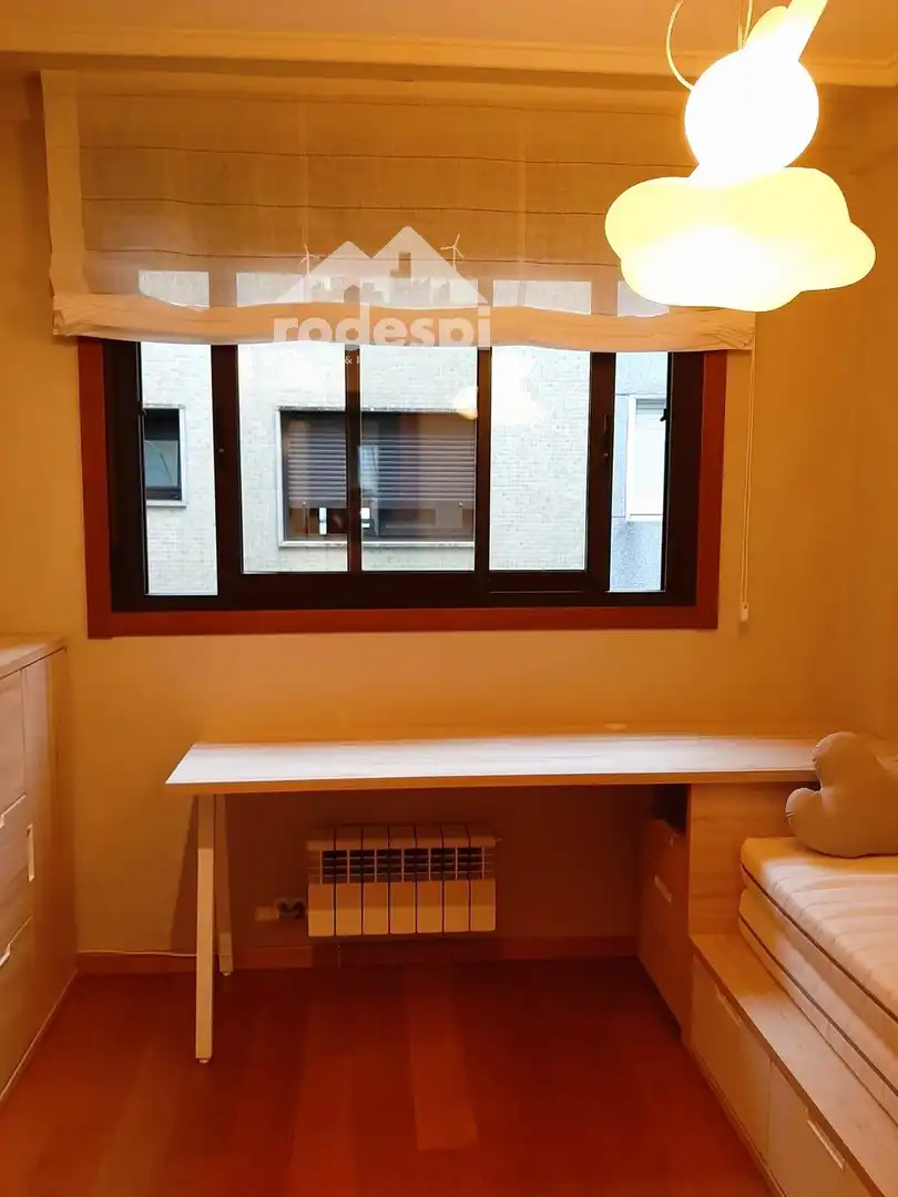 Bedroom of Flat for sale in Vigo   with Heating, Storage room and Furnished