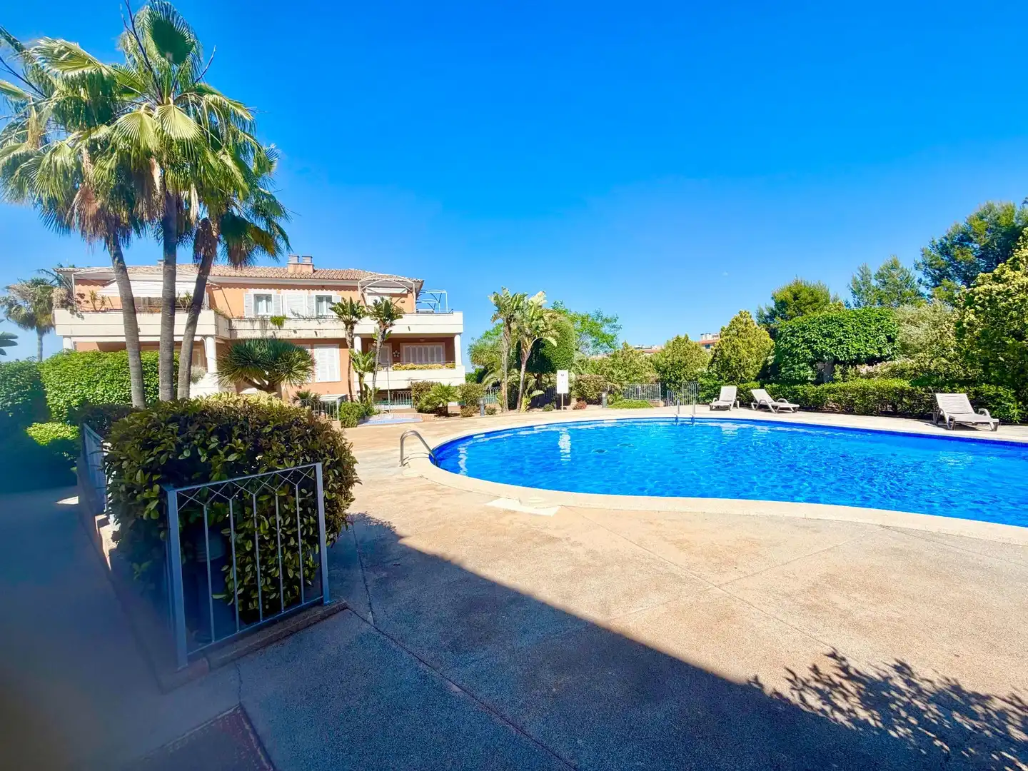 Piscina de Pis de lloguer en  Palma de Mallorca amb Terrassa