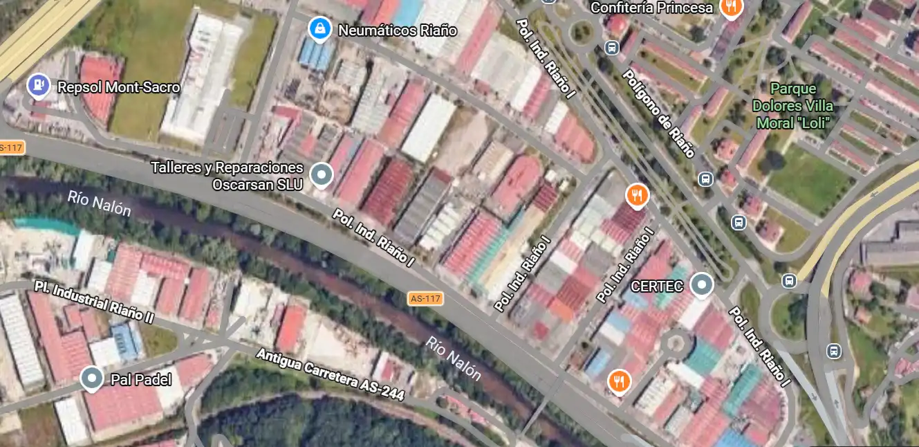 Nave industrial en venta en Riaño - Los Barros