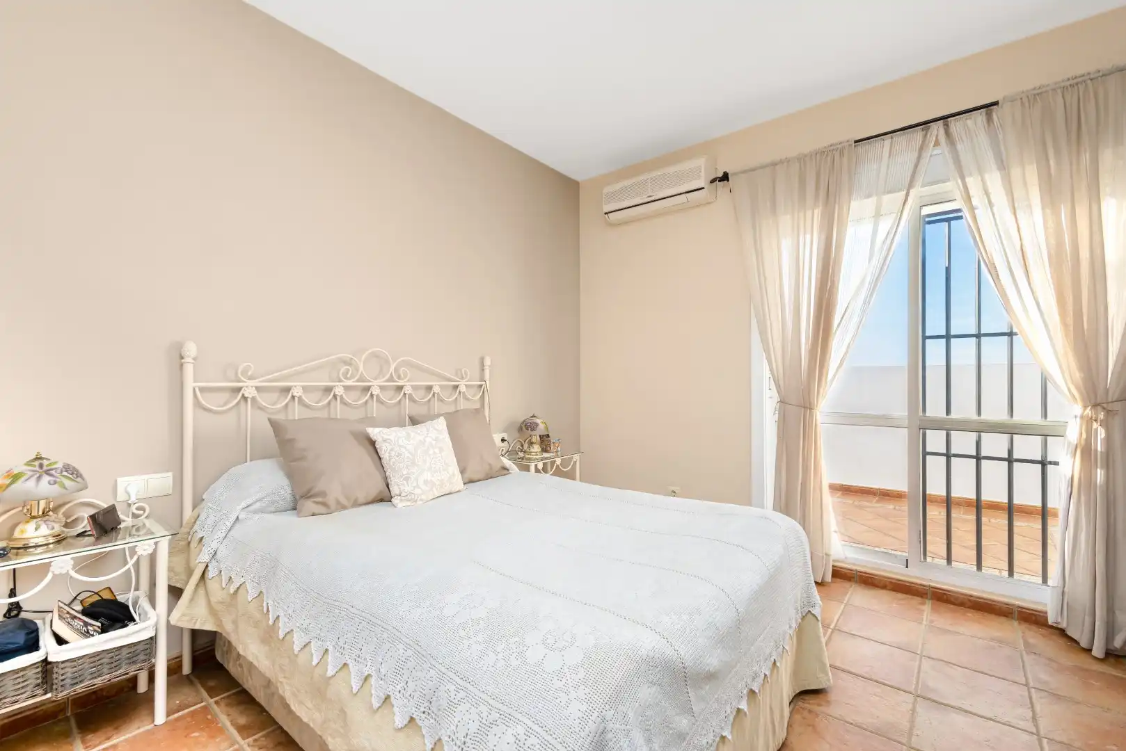 Bedroom of Houses for sale in El Puerto de Santa María  with Air Conditioner, Private garden and Terrace