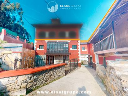 Exterior view of House or chalet for sale in Pravia  with Terrace and Balcony