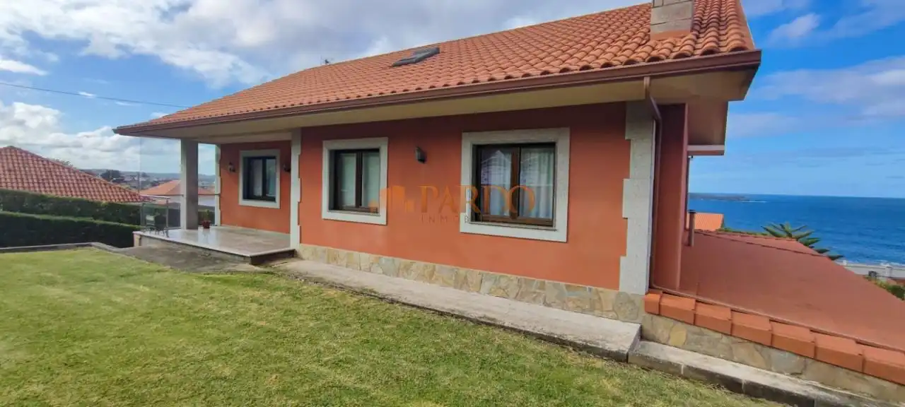 Exterior view of Houses for sale in Valdoviño  with Heating, Private garden and Swimming Pool