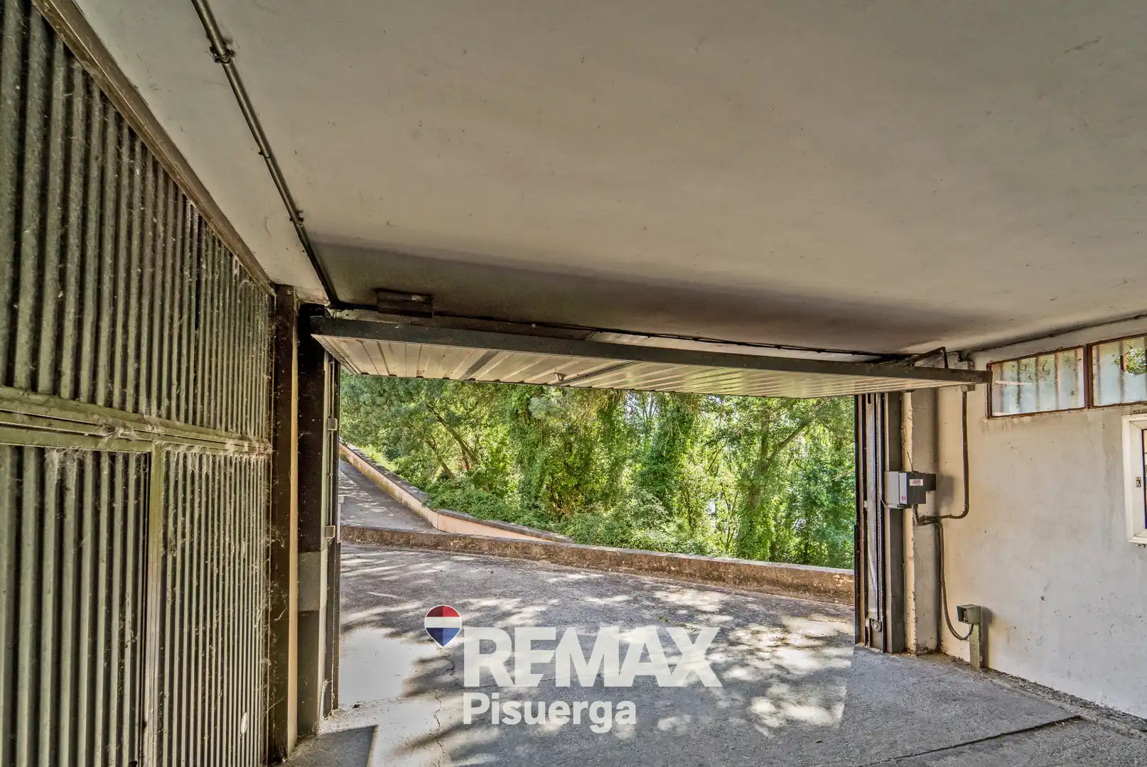 Parking of Flat for sale in Tudela de Duero  with Heating, Terrace and Balcony