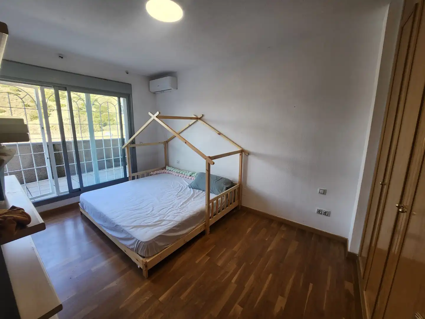 Habitación de Casa o chalet en venta en Villalbilla con Aire acondicionado, Calefacción y Jardín privado
