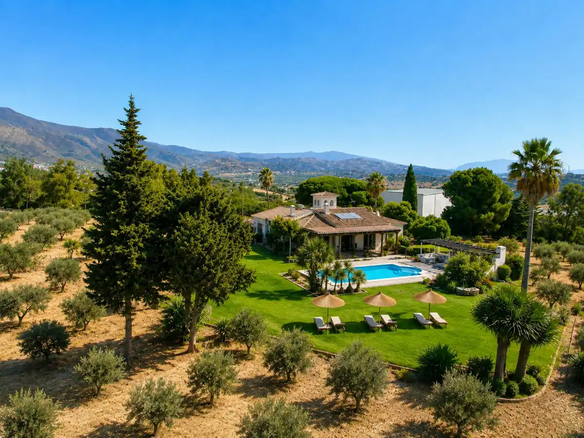 Garden of Residential for sale in Estepona