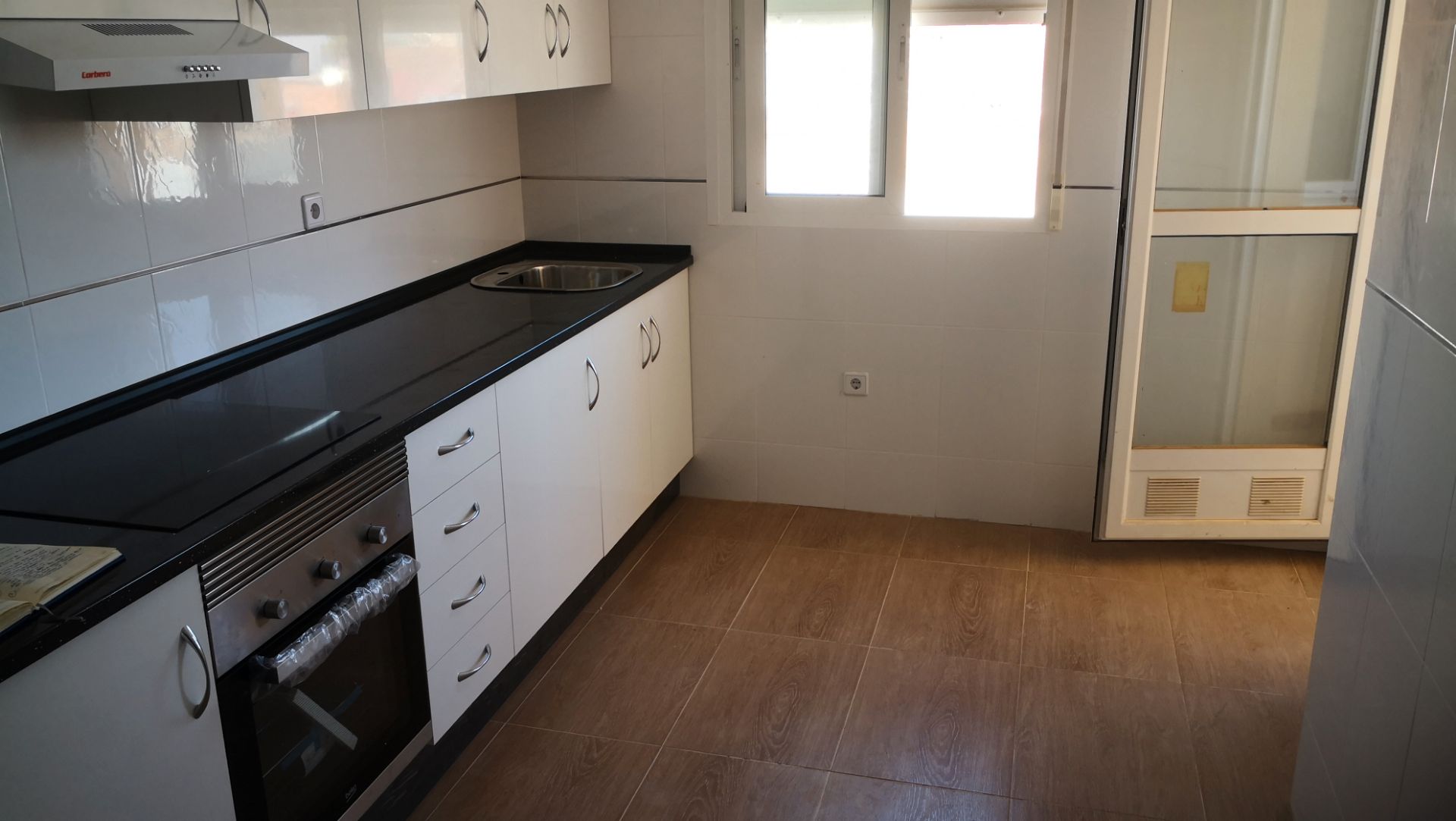 Cuina de Planta baixa de lloguer en Cartagena amb Traster, Forn i Internet