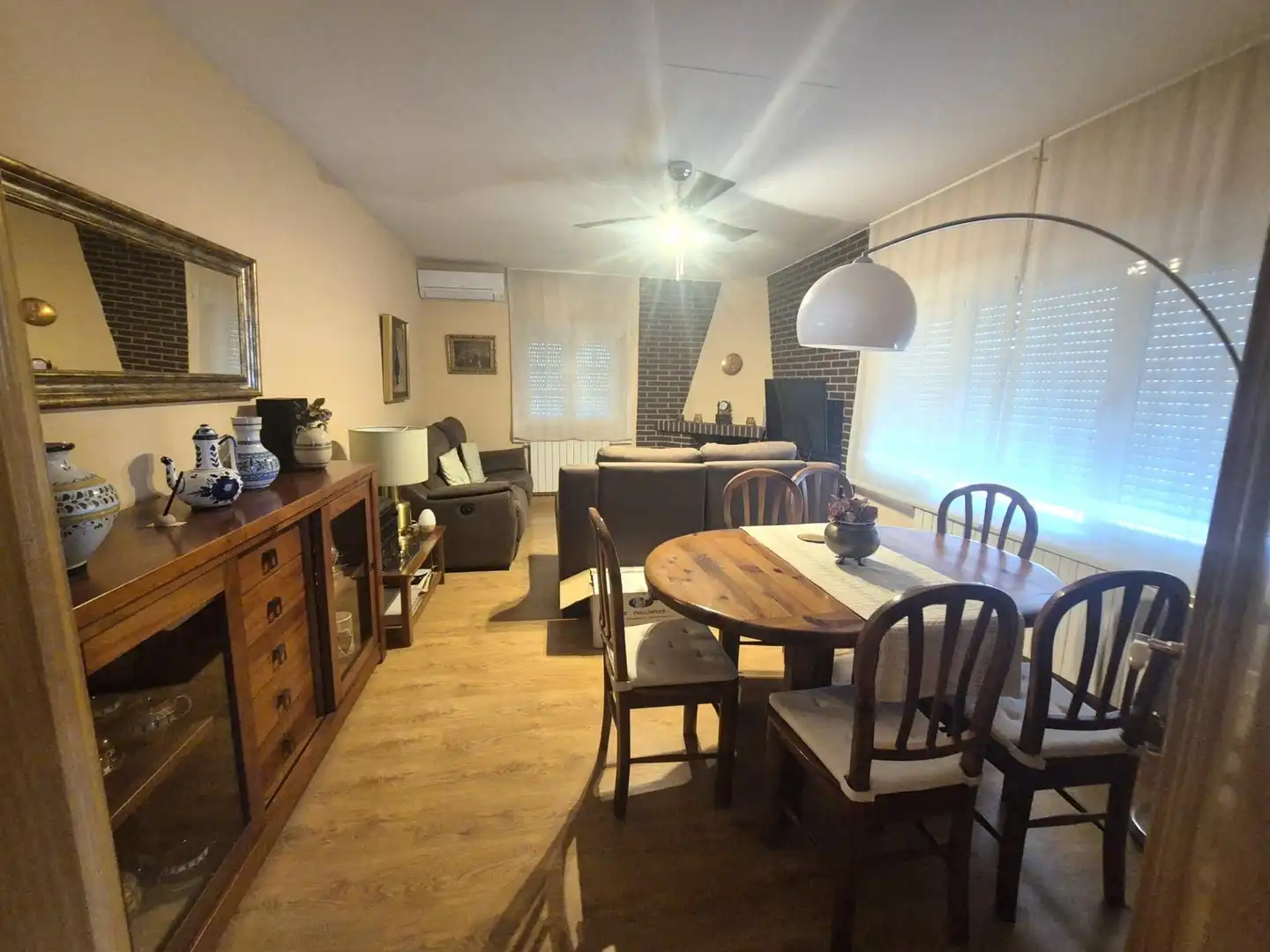 Living room of Houses for sale in Aldea del Fresno  with Air Conditioner, Heating and Swimming Pool